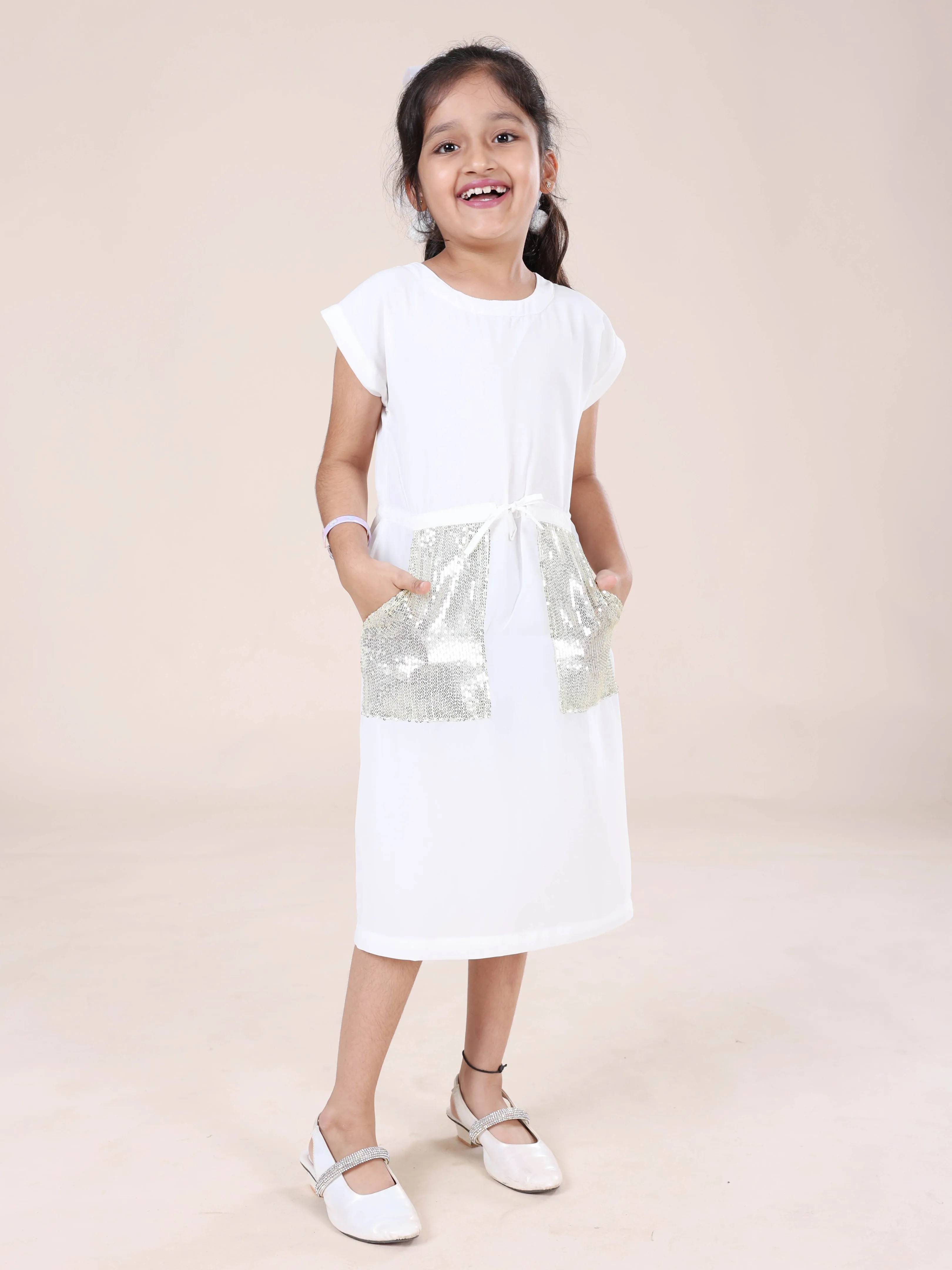 Girls Extended Sleeve Dress With Front Sequence Patch Pocket