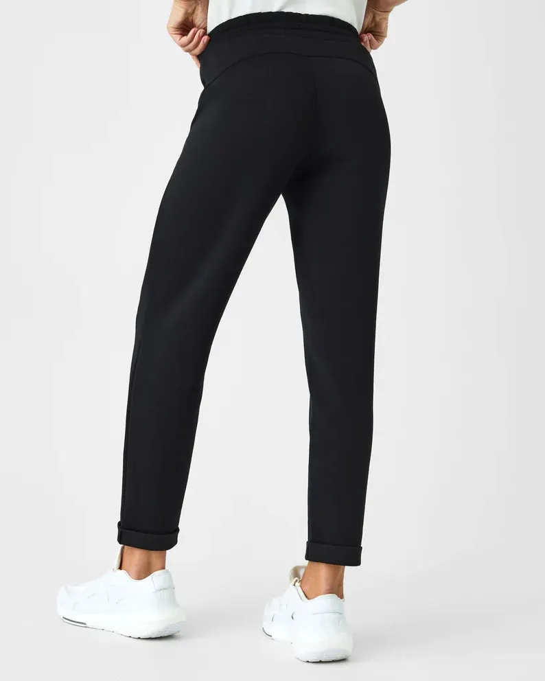 SPANX AirEssentials Tapered Pant