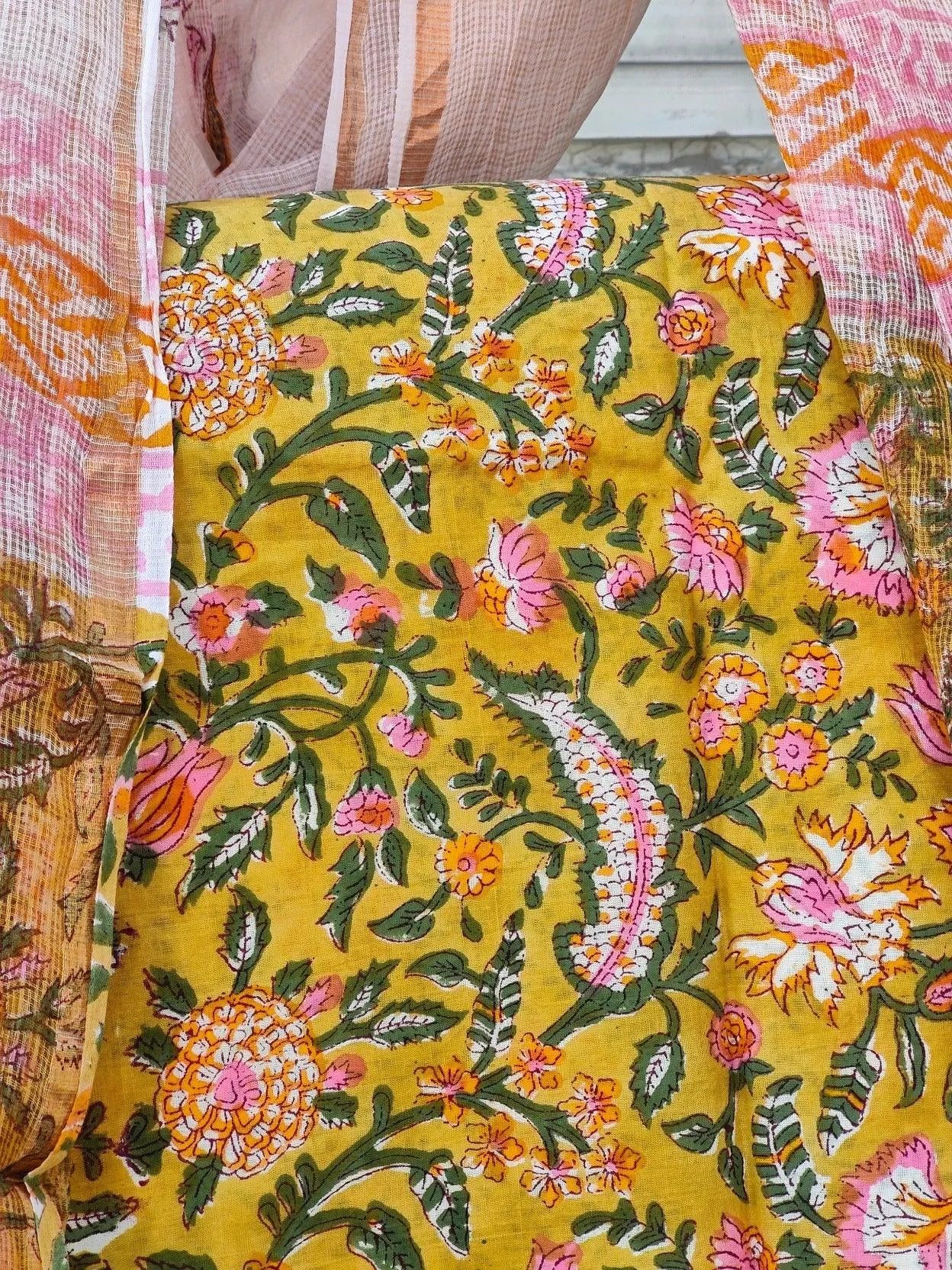 YELLOW BLOCK PRINT COTTON SUIT SET.